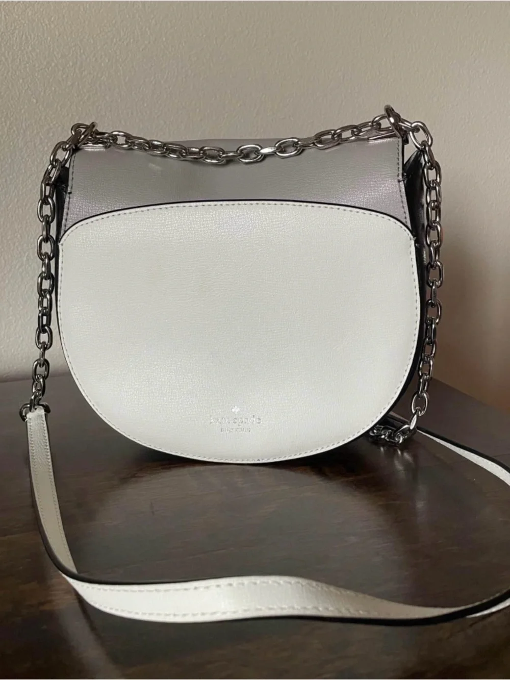 Kate Spade 2-Tone Gray/White Crossbody Chain Saddlebag Purse with Heart Clasp
